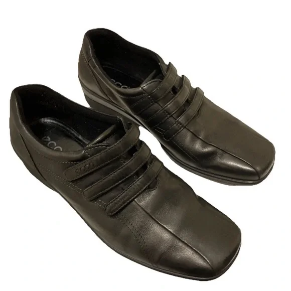 Ecco | Shoes | Ecco Womens Hook And Loop Comfort Shoes Size 9 Black Leather  Oxfords Sneaker 4 | Poshmark